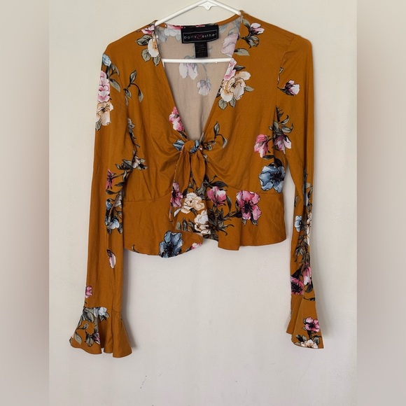 Polly & Esther Tops - Polly Esther long Sleeve Cropped Women’s Blouse Size XL